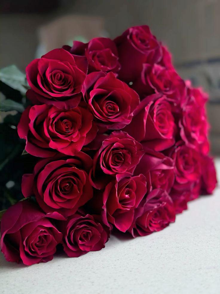 Global Wellness Journey workshop space where corporate flower arrangements are designed and prepared for business delivery